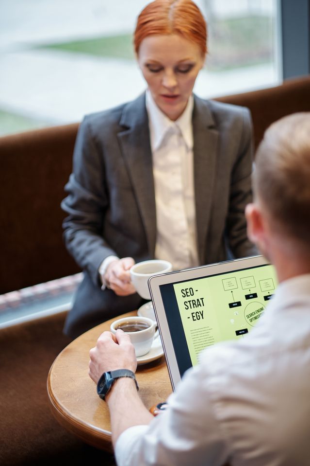 Servicii SEO București – analiză și optimizare website pentru creșterea vizibilității online.